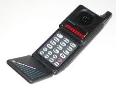 MicroTAC flip-phone